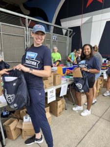 TN Titans stuff the bus