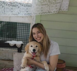 kayla reyes with puppy
